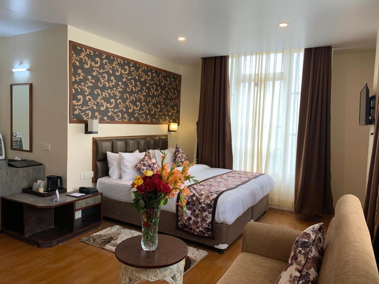 The Aryan Regency Hotel Pelling Bagian luar foto